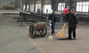 美化環(huán)境，黨員活動(dòng)日開展企業(yè)大掃除